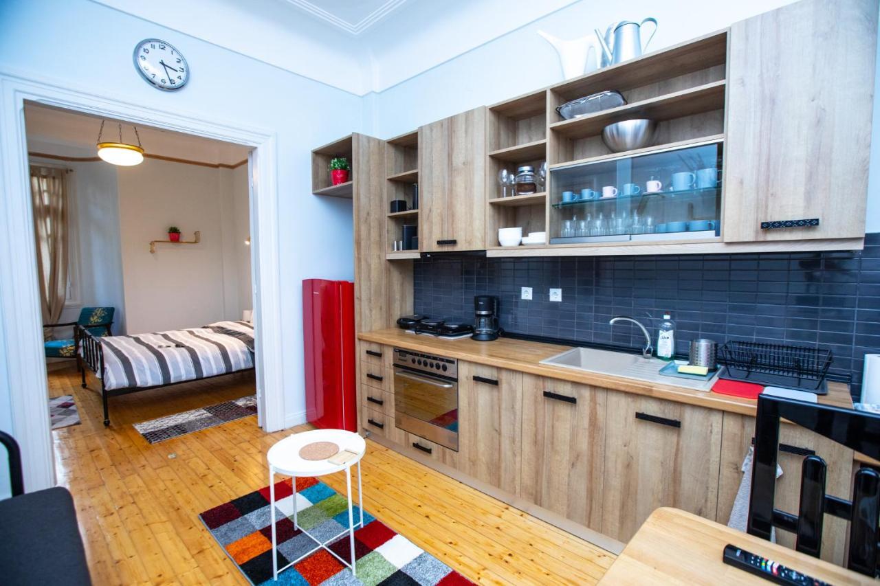 Ministry Mansion Apartment Thessaloniki